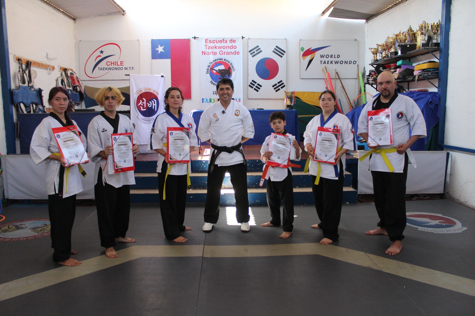 Éxito total en examen de grado de hapkido en Iquique